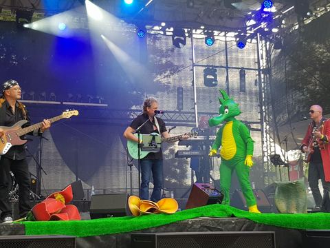 Andreas mit Tabaluga – Bild 3