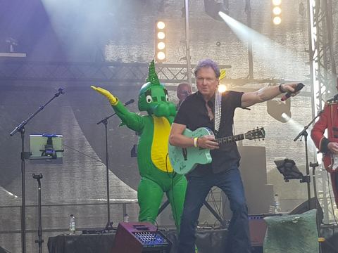 Andreas mit Tabaluga – Bild 5